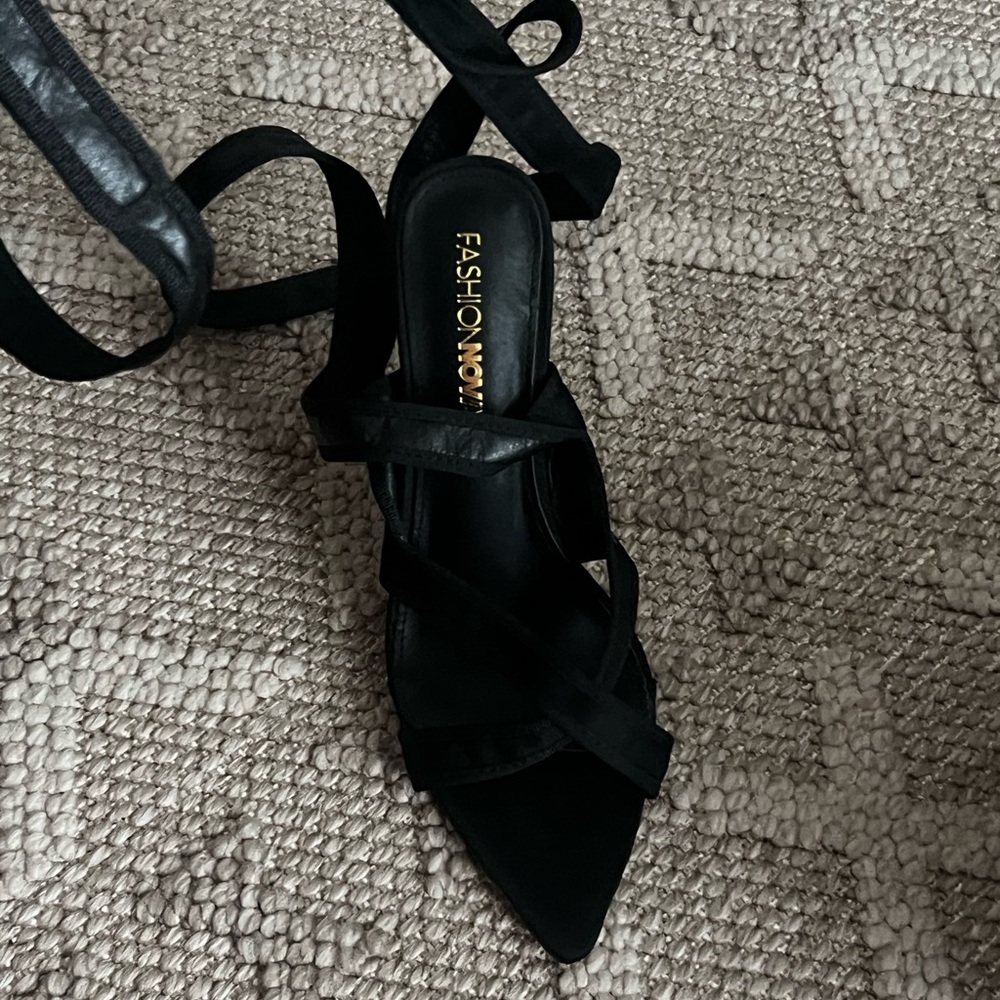 Fashion Nova Elegant Black Strappy Heels